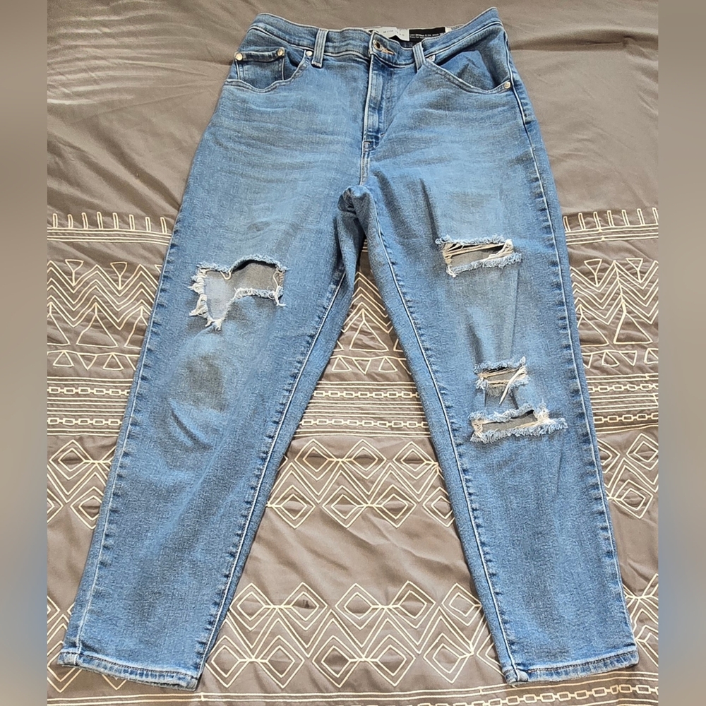 Levi SilverTab Mom Distressed Jeans Size 29 - Picture 9 of 9